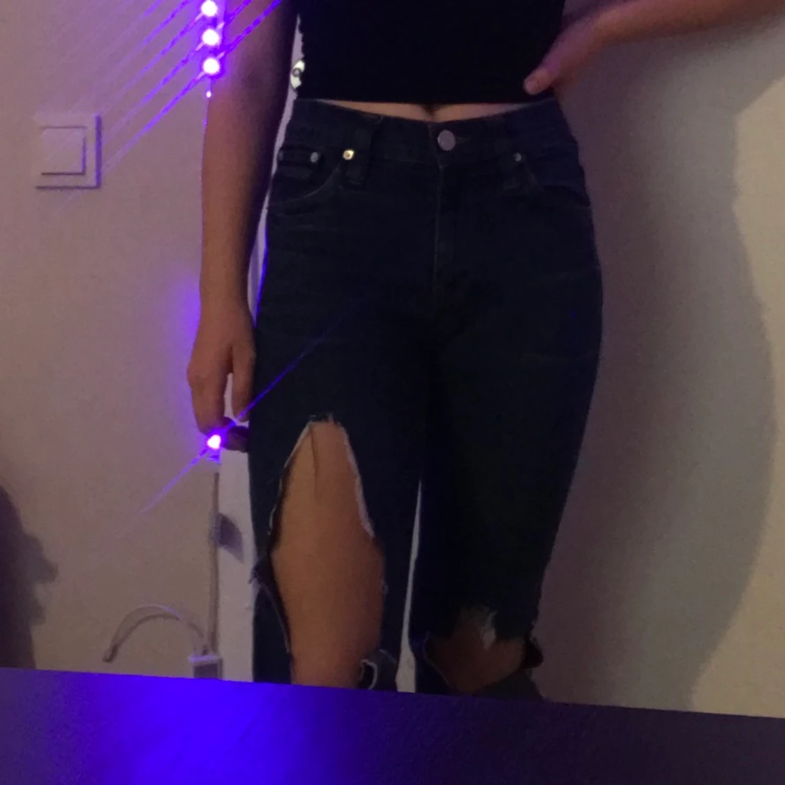 Midwaist ripped jeans