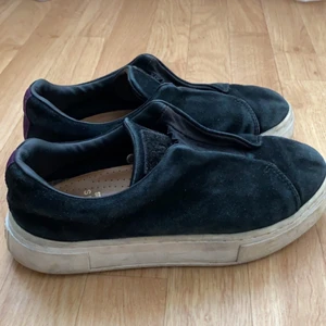 Eytys doja svarta - Ganska använda, därav det billiga priset. Funkar ändå, och fortfarande fina.