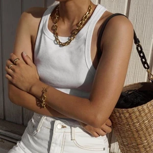 topp - Basic topp från H&M oanvänd 🥰 utsåld på hm❤️