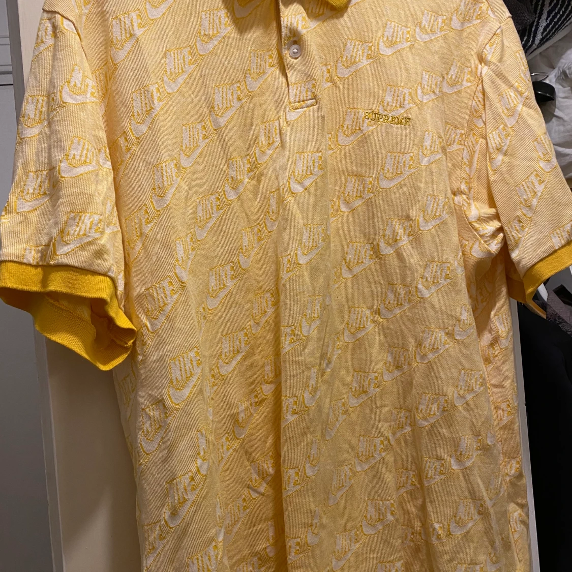 Nike x Supreme Polo - 90