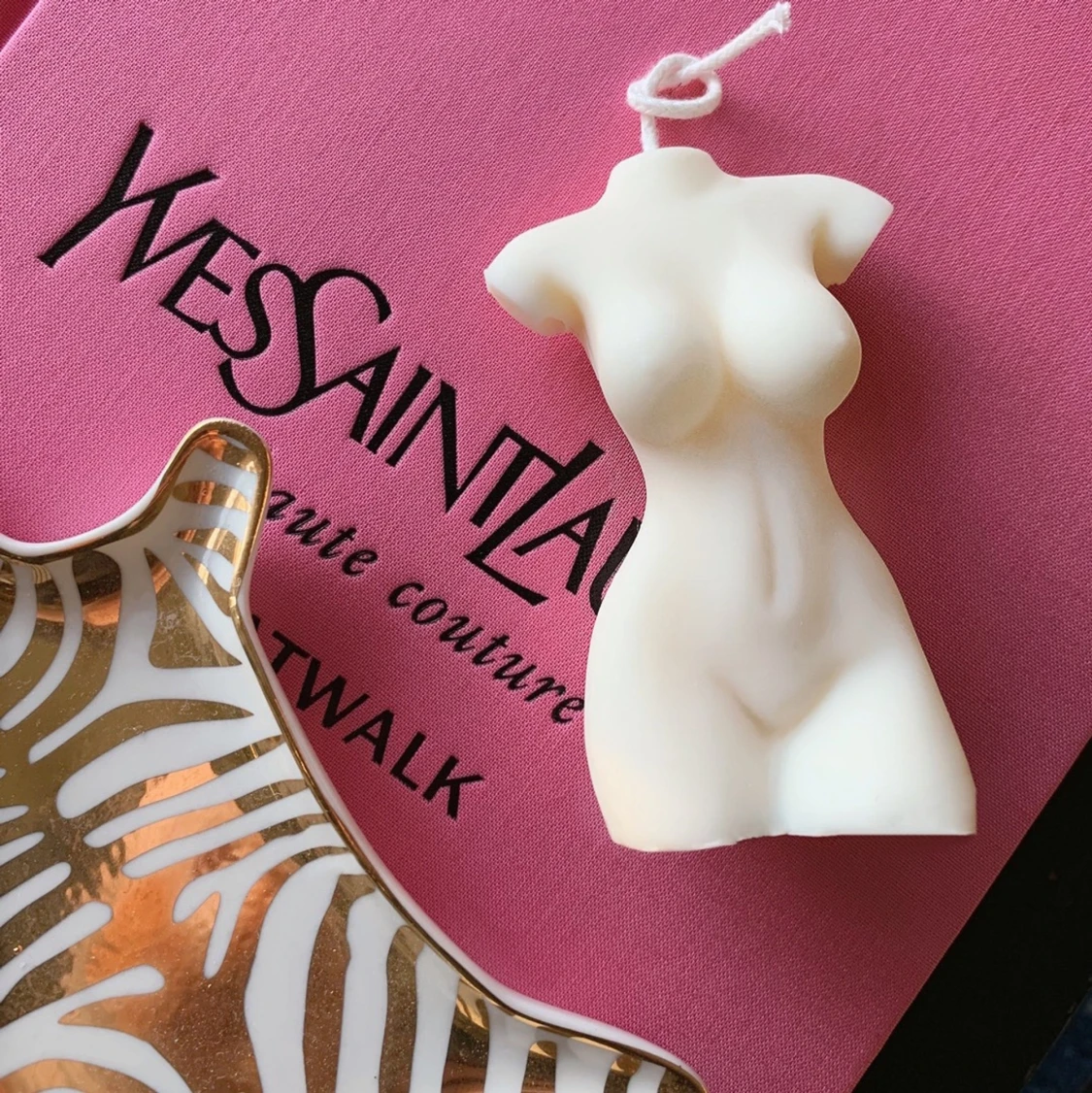 Åter i lager! Body candle soja made 9cm