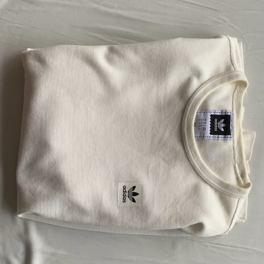 Adidas stickad tröja