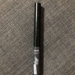  - Nyx eyeliner - grå - frakt 13kr 