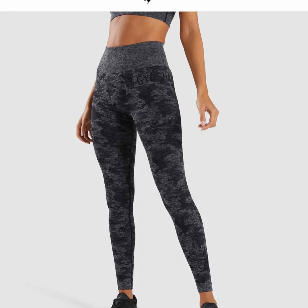 Helt nya Camo seamless leggings från Gymshark. Scrunch-detalj i rumpan Nypris: 750 kr. Övrigt.