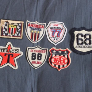 7 tygmärken  - 7 tygmärken för 47kr inkl frakt! Skriv vid frågor! 🔥