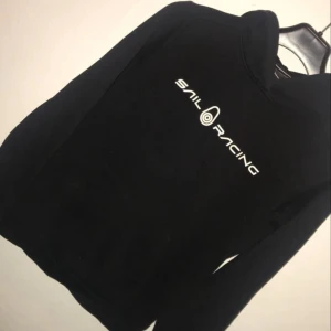 Sail racing hoddie - Äkta sail racing hoddie i fins skick 😊🌸