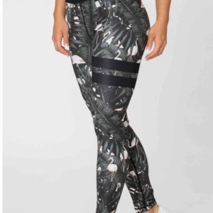  - Stronger byxor i mönster Aruba. 