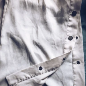  - Ett par riktigt snygga byxor från forever 21 in white💫🌹