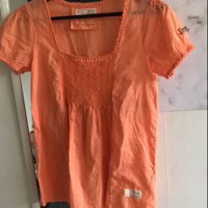  - En söt blus från Odd Molly. Den är i väldigt fint skick, använts 2 gånger. Köpare står för frakt !