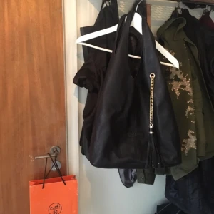  - Läder väska från jil Sander aaa kopia.  Knappt använd  