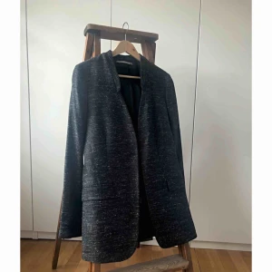  - Kavaj i ullmix. Modell Zalina, aldrig använd