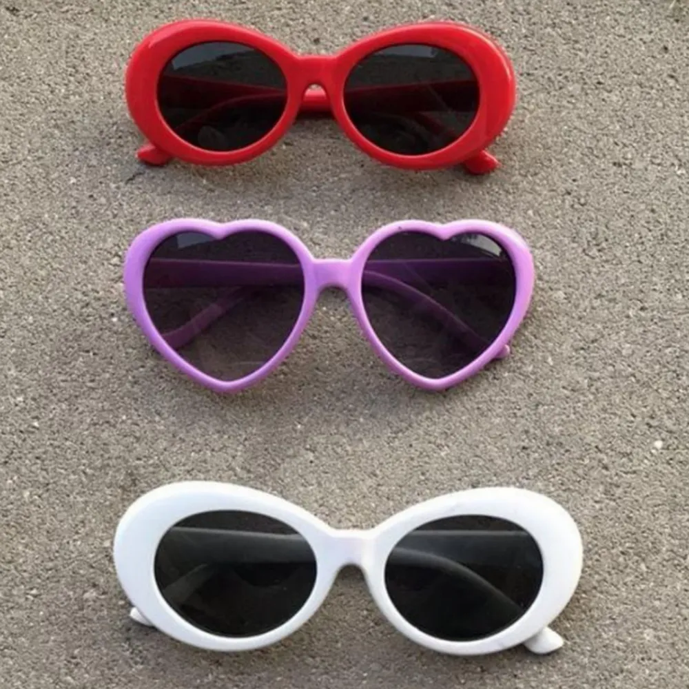 Säljer dessa tre solglasögon, kan sälja alla tre för 50!. Accessoarer.