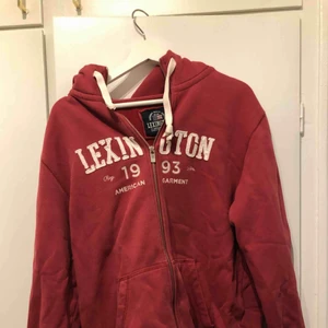  - Bra skick, fungerar som en M också.