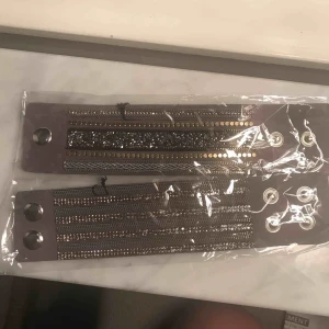  - Två st armband