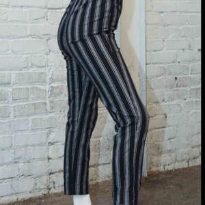Jättesnygga och sköna byxor från Brandy Melville. Modellen heter Tilden Pants.