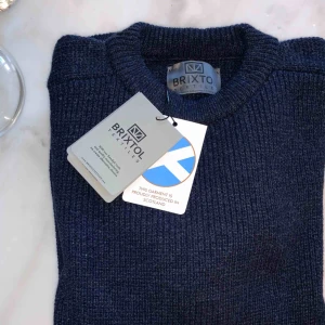  - Stickad tröja från brixtol i medium. Aldrig använd. Kan skicka fler bilder om intressant. 