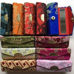 Sidenaskar - Ca 9x3 cm. Två stycken för 100! För smink, smycken, pärlor, annat smått eller bara som spegel i väskan. Kanske liten  julklapp till en vän?🥰 Frakt inkluderat.