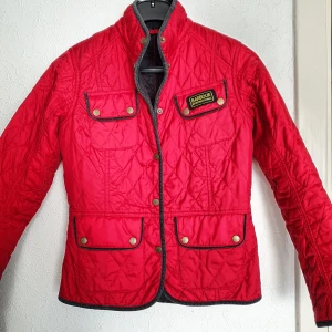 Barbour  - Barbour jacka  S storlek 