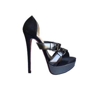 Christian Louboutin Sparkle Pumps with grey patent leather details. Never worn. Size is 36   International Shipping FREE