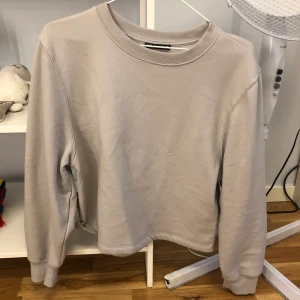 zara sweatshirt - Väldigt mjuk, helt ny