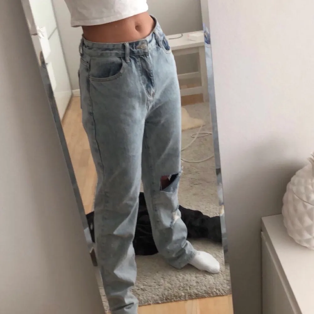 Så snygga jeans , aldrig andvända (nyskick) 💕💕. Jeans & Byxor.