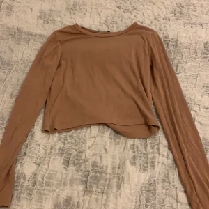 Zara långärmad t shirt strl S - Såå skön tröja från zara strl S