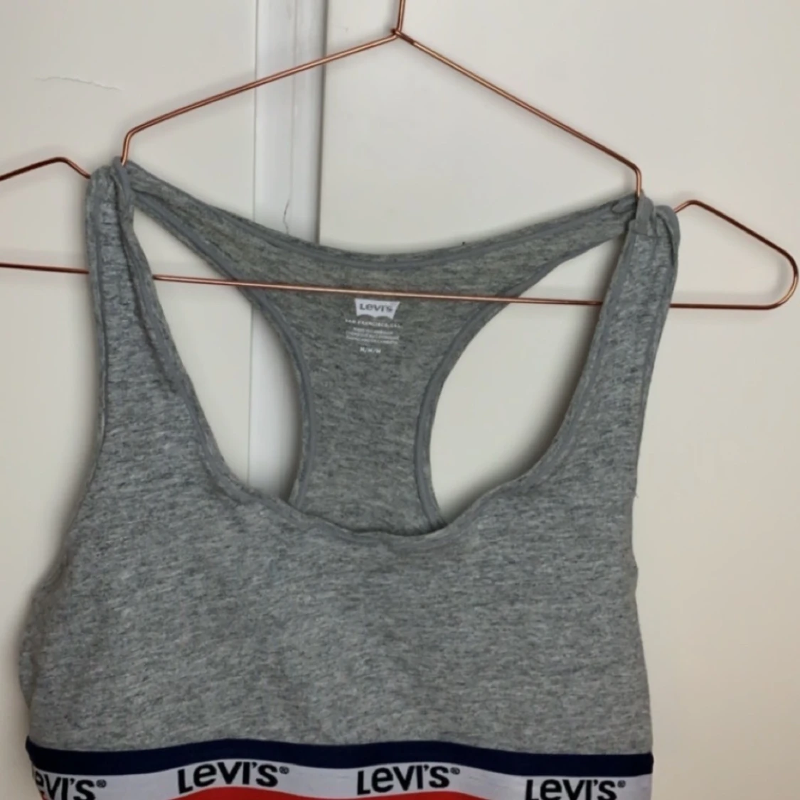 Levis topp storlek M