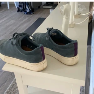 Eytys - Säljer dessa för 750kr De är i storlek 39 men en liten mindre så passat både 38&39! Helt slutsåld och finns ej längre, ordinarie pris: 1800. 