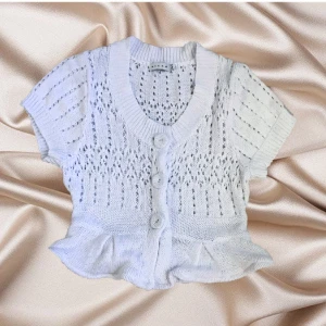 Vintage kofta - Söt vit vintage kofta😍