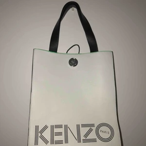  -  kenzo paris X Hm, oanvänd!! helt ny och fresh