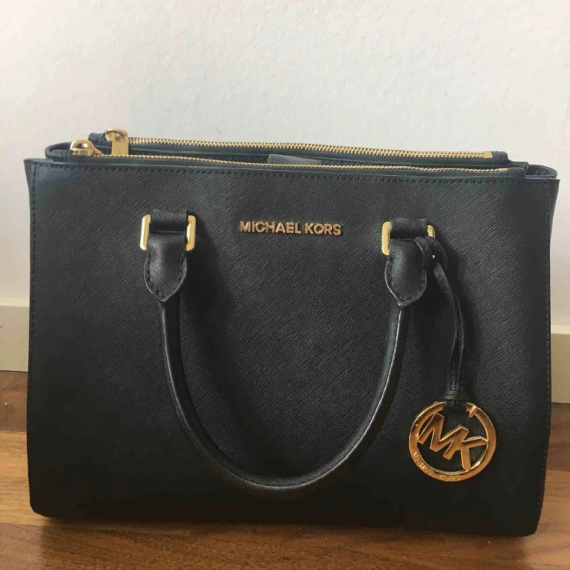 Michael kors  - 90