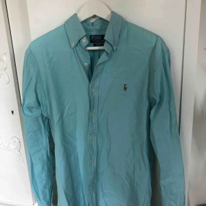  - Oanvänd, så som nyskick. Härlig turkos färg 