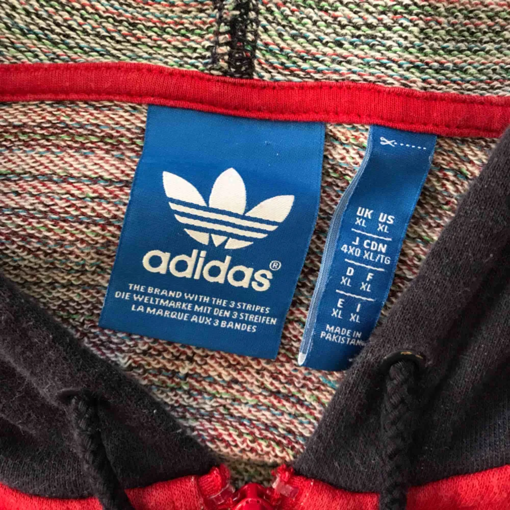 Very soft and cosy men’s Adidas hoodie! Men’s size XL. Pick up on söder or shipping is extra :) . Hoodies.