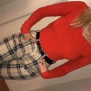  - Tröja från Ginatricot 