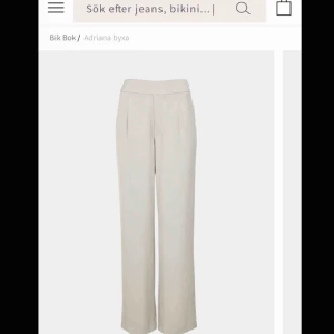  - Bikboks ”kända” adriana byxor || gråare än på första bilden || knappt använda || säljer för 100kr + frakt 💖💖💖