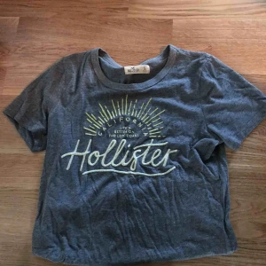  - Rensar min garderob. ALLT ska bort. Minns inte vad den kosta från början. Men skulle gissa på 250/300 