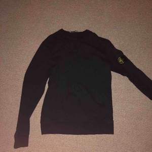 Stone island sweatshirt, storlek s. Inte använd jätte mycket