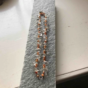  - Sötvatten pärlor och glas Kulor.  Material från märket snö. 