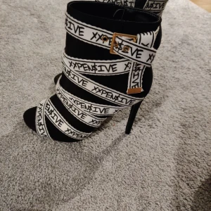 Klackar - Klackar, storlek 37, helt nya 