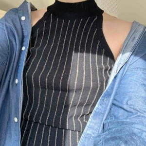  - Jättesnyggt linne som passar till fest! Använd 2-3 gånger.