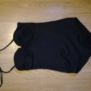 Baddräkt  - Frakt tillkommer 