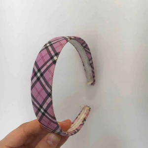  - Rosarutigt diadem💘💘