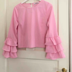  - Köpt i Italien, använd 1 gång. Köp flera saker på min sida för bättre deals o gratis frakt!