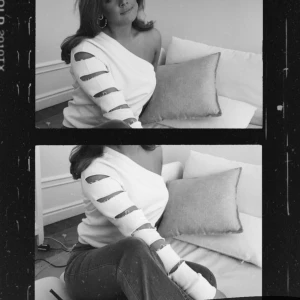 One sholder topp från Frida torsdags kollektion - En offwhite one shoulder topp med cut outs på armen från Frida torsdags kollektion med nakd. Toppen är aldrig använd utan endast testad. Därav i superskick. Är i storlek M men passar S lika bra. Nypris 400kr