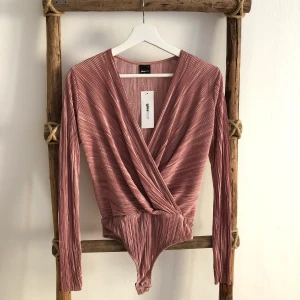 Rosa body - Helt ny 🙂