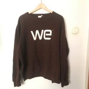 En brun sweatshirt från wesc 