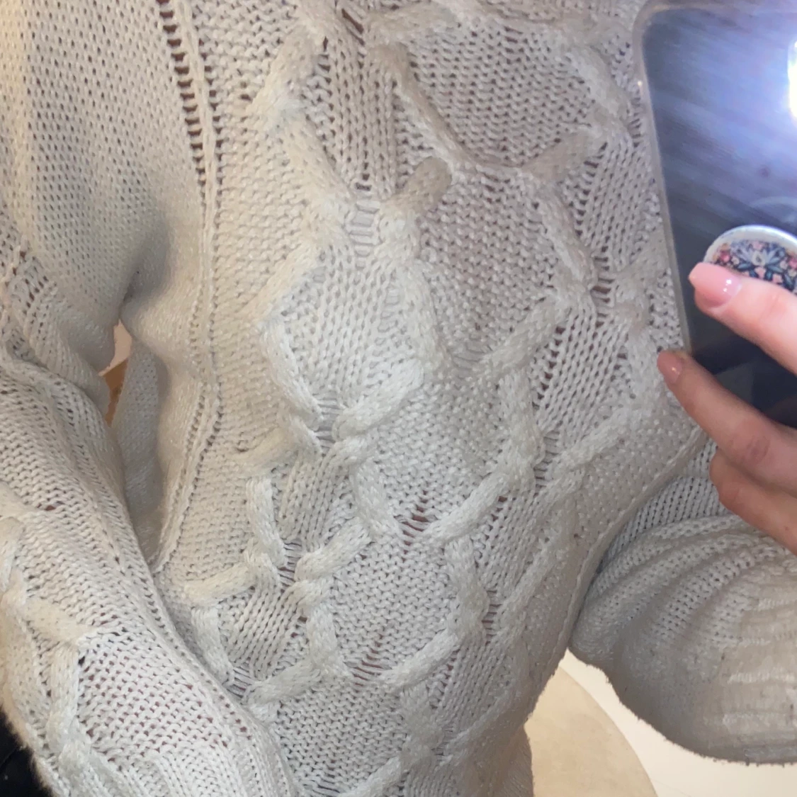 Super mysig och trendig stickad tröja - 90