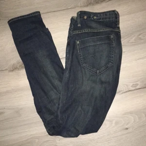  - Passar även 26-27! Använder aldrig. 