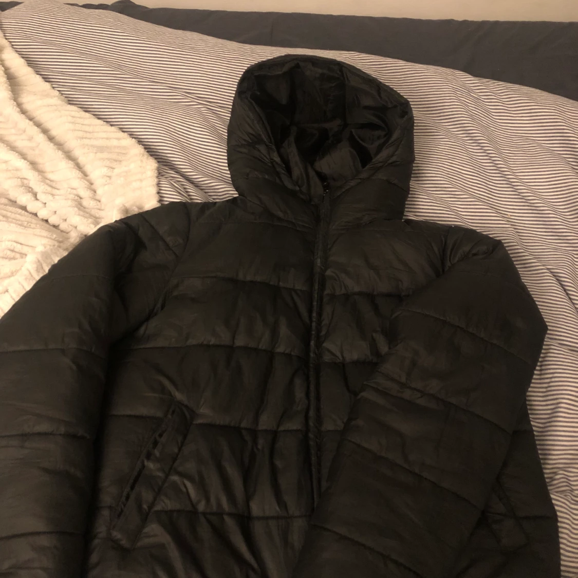 hej säljer min dun jacka! - 90