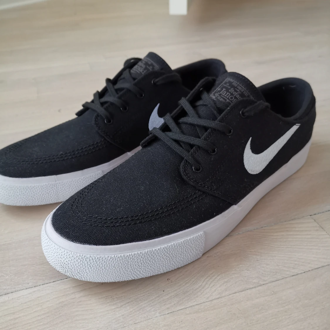 Nike Janoski skor  - 91